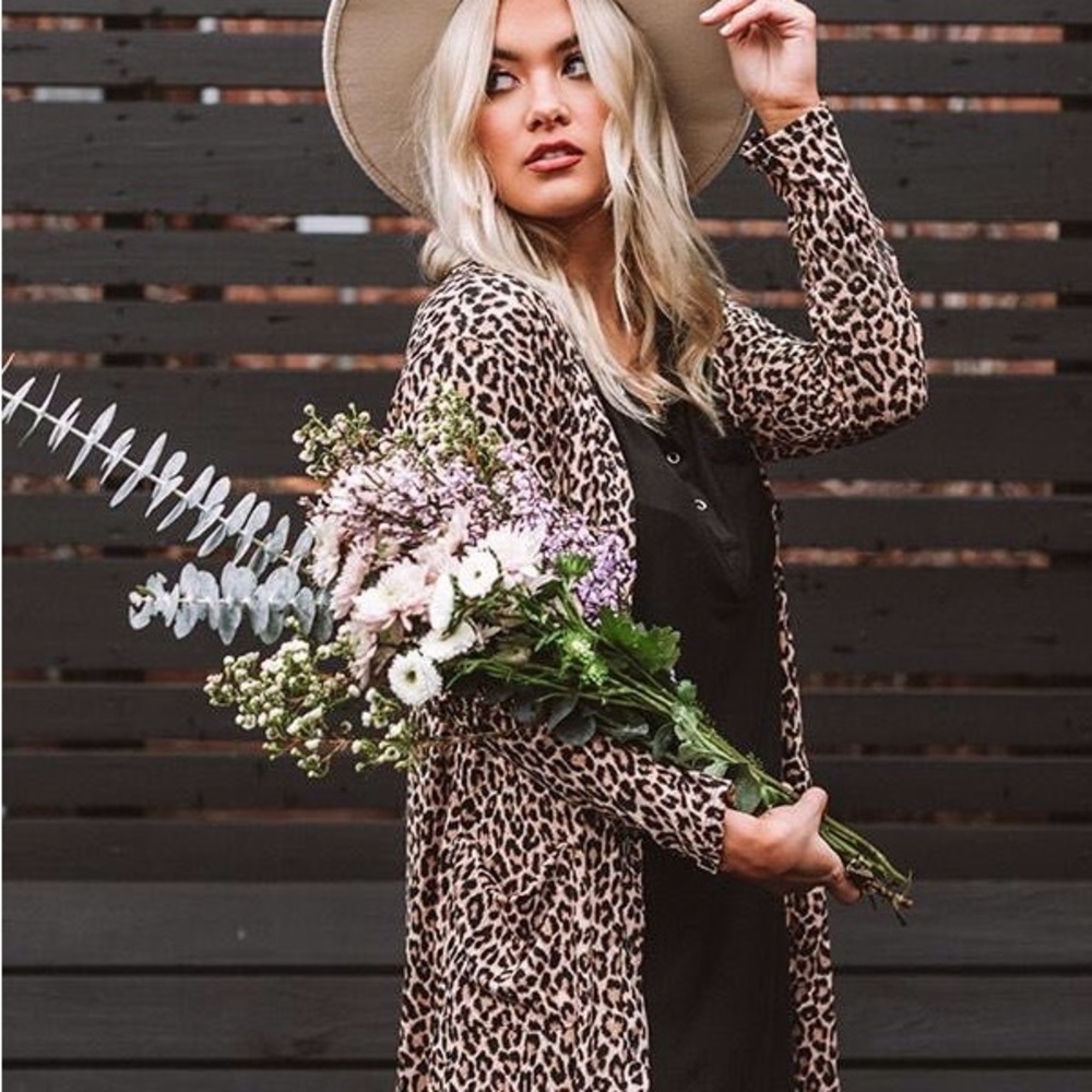 Leopard cheetah print lightweight cover up sweeter cardigan 
Lighweight